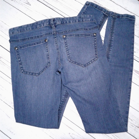 Free People Low Rise Skinny Jeans - Picture 2 of 5